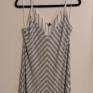 Laila Jayde Gray and White Chevron Dress
